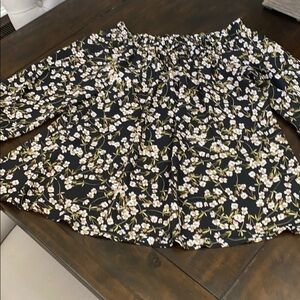 𝅺BELLE + Sky Black Floral Blouse